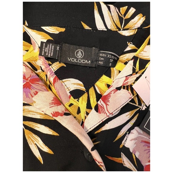 New Volcom Gen Wow Womens Cropped Tropical Floral Shirt Black XS - Picture 9 of 13